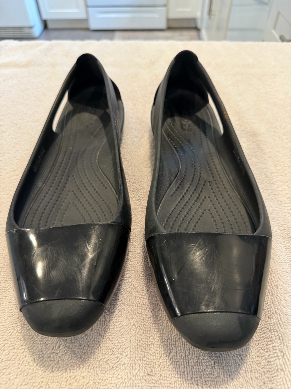 CROCS Women's Black Slip-On Ballet Flats